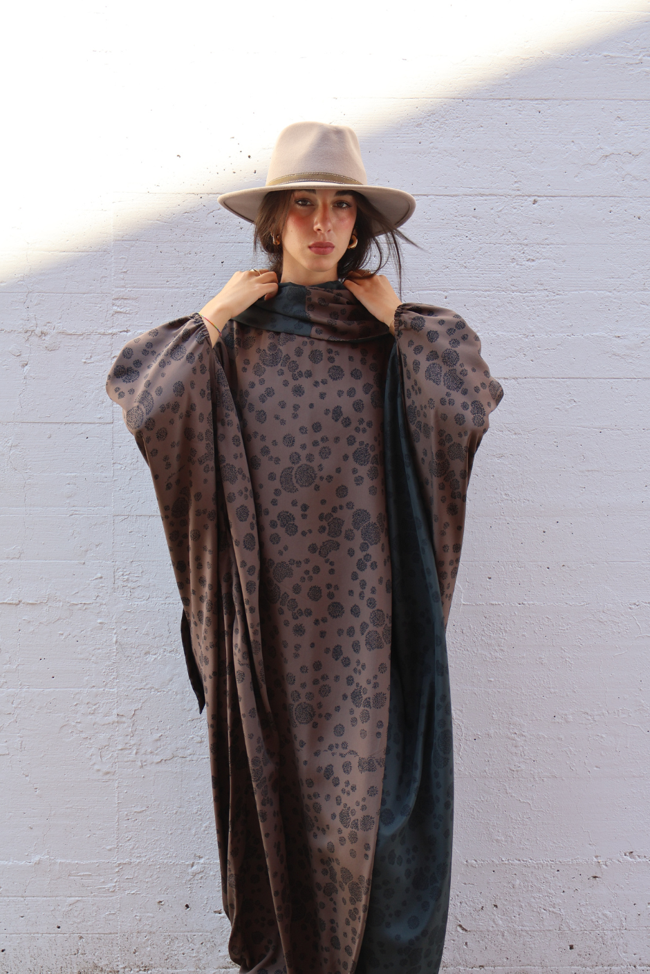 Luxury caftan – Ajman Set in brown and black crepe de chine silk