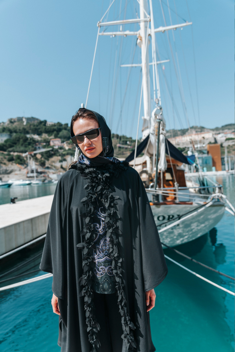 Black abaya design – Jebel Jais Set, sophisticated and timeless