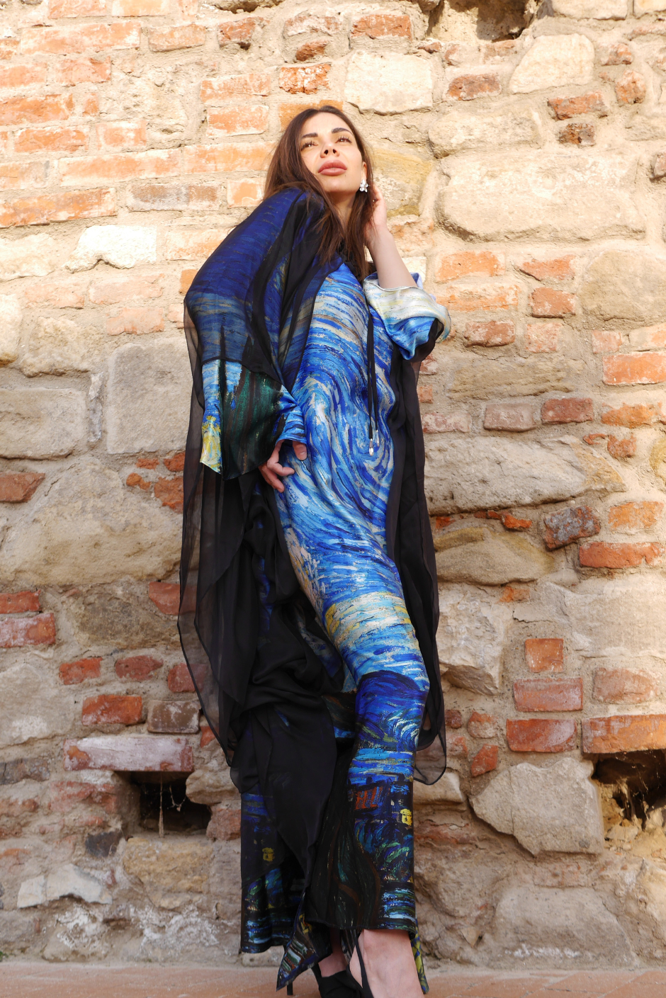 Designer abaya – Ras Al Khaimah Set in black chiffon and printed silk with crystals