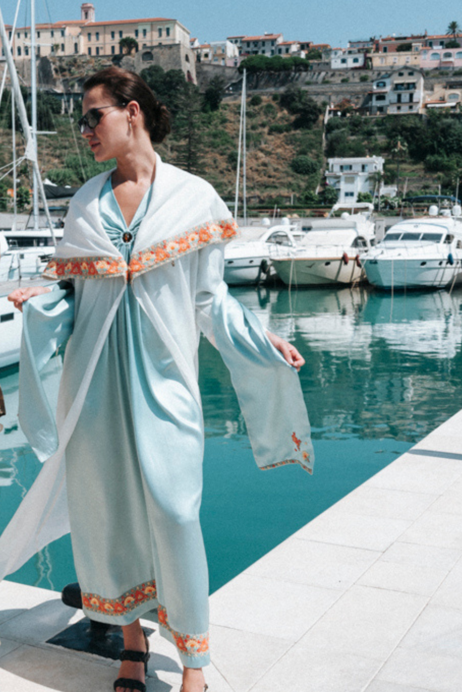 Dubai fashion abaya – Al Usayli Set, perfect for modern styling